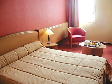 Hotel Anne De Bretagne Rennes 3*,  France