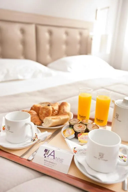 ***  Hotel Anne De Bretagne رينز فرنسا